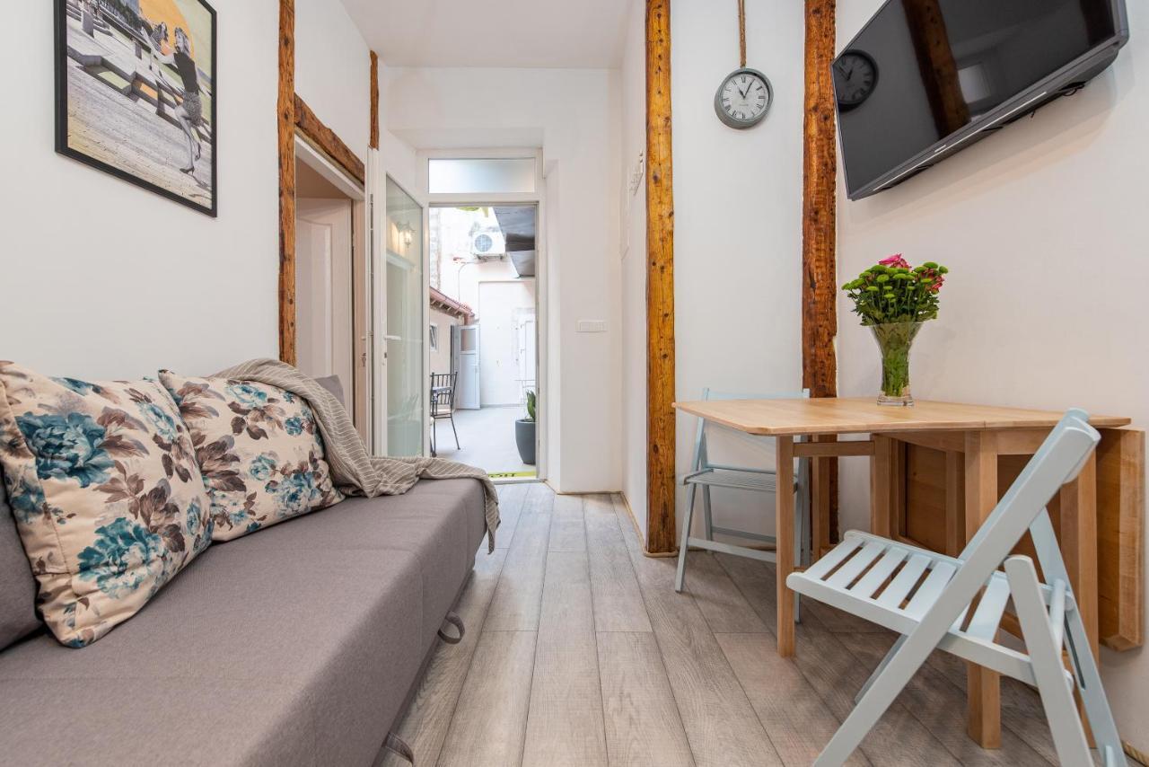 Angulus Appartement Zadar Buitenkant foto