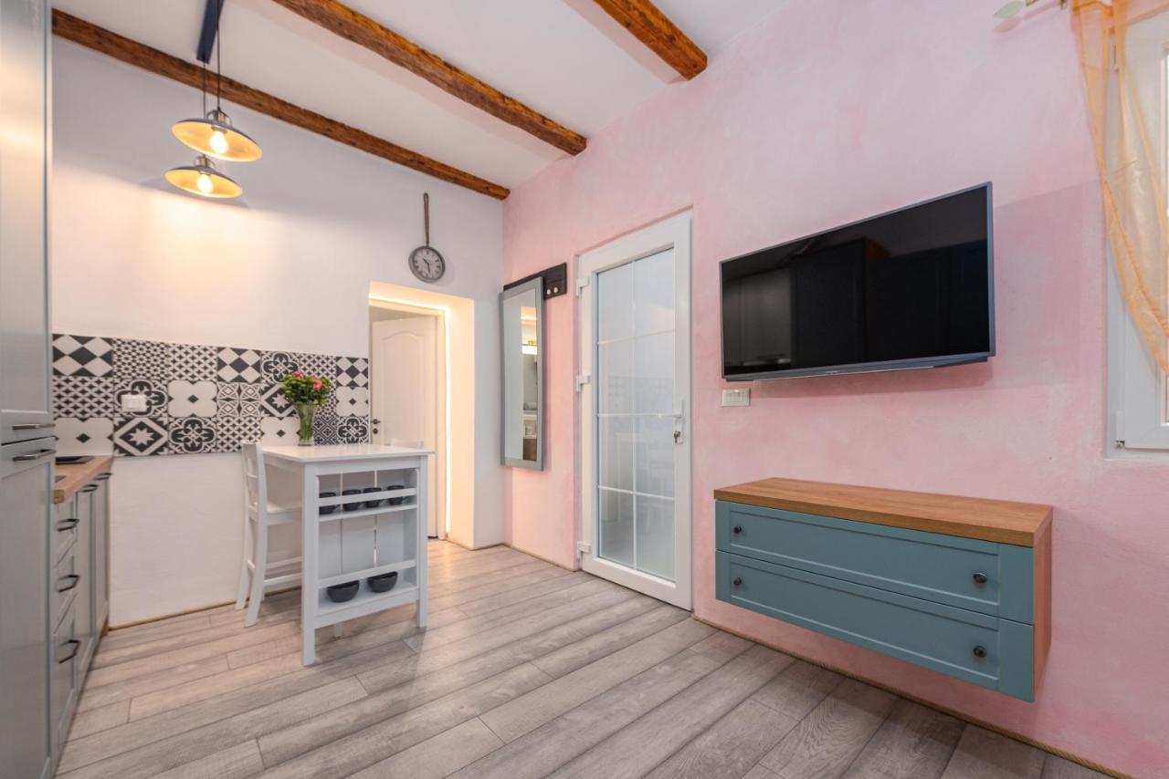 Angulus Appartement Zadar Buitenkant foto