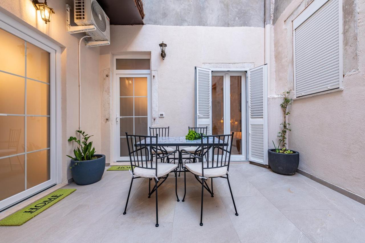 Angulus Appartement Zadar Buitenkant foto